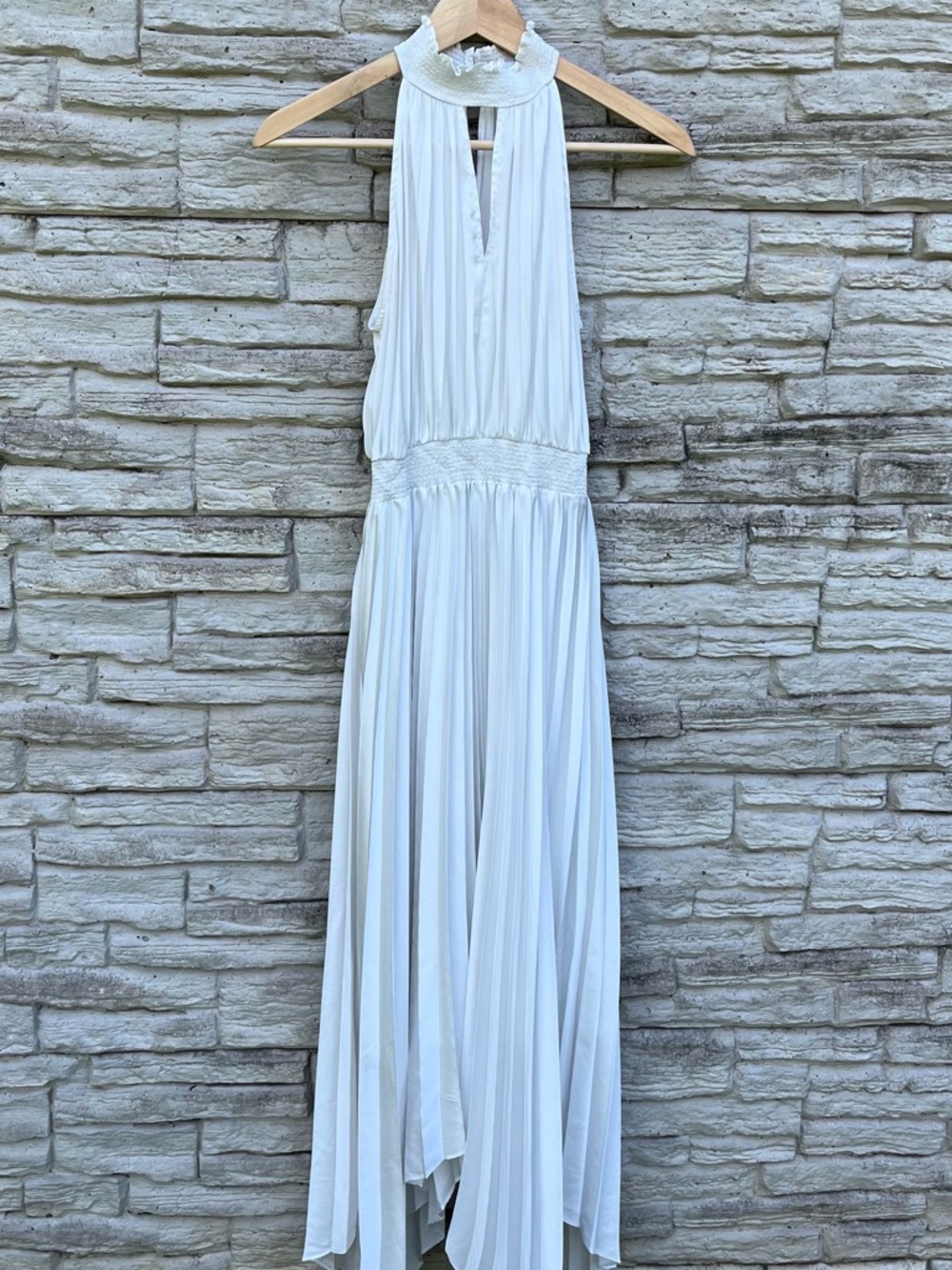 ANRABESS White Halter Small Maxi Dress with Smocked Waist Handkerchief Hem